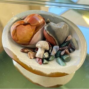 Polychrome Jasper Dish, 2 Polychrome Jasper Hearts, Mini Mushroom, Jasper Chips
